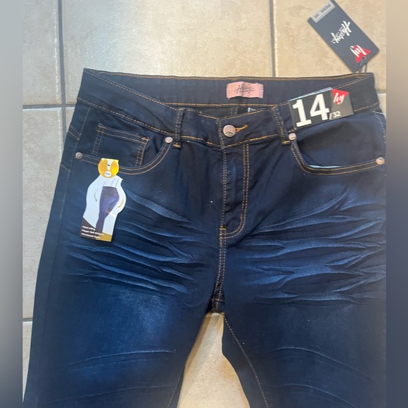 Size 14 ankle jeans - Picture 2 of 4